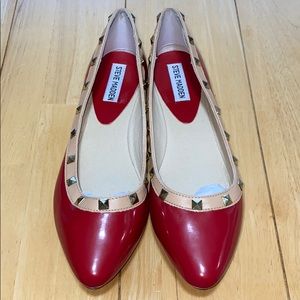 NWOB STEVE MADDEN IRWIN STUD BALLET FLATS RED US7
